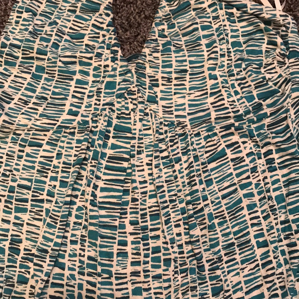 Express halter top - Picture 4 of 5